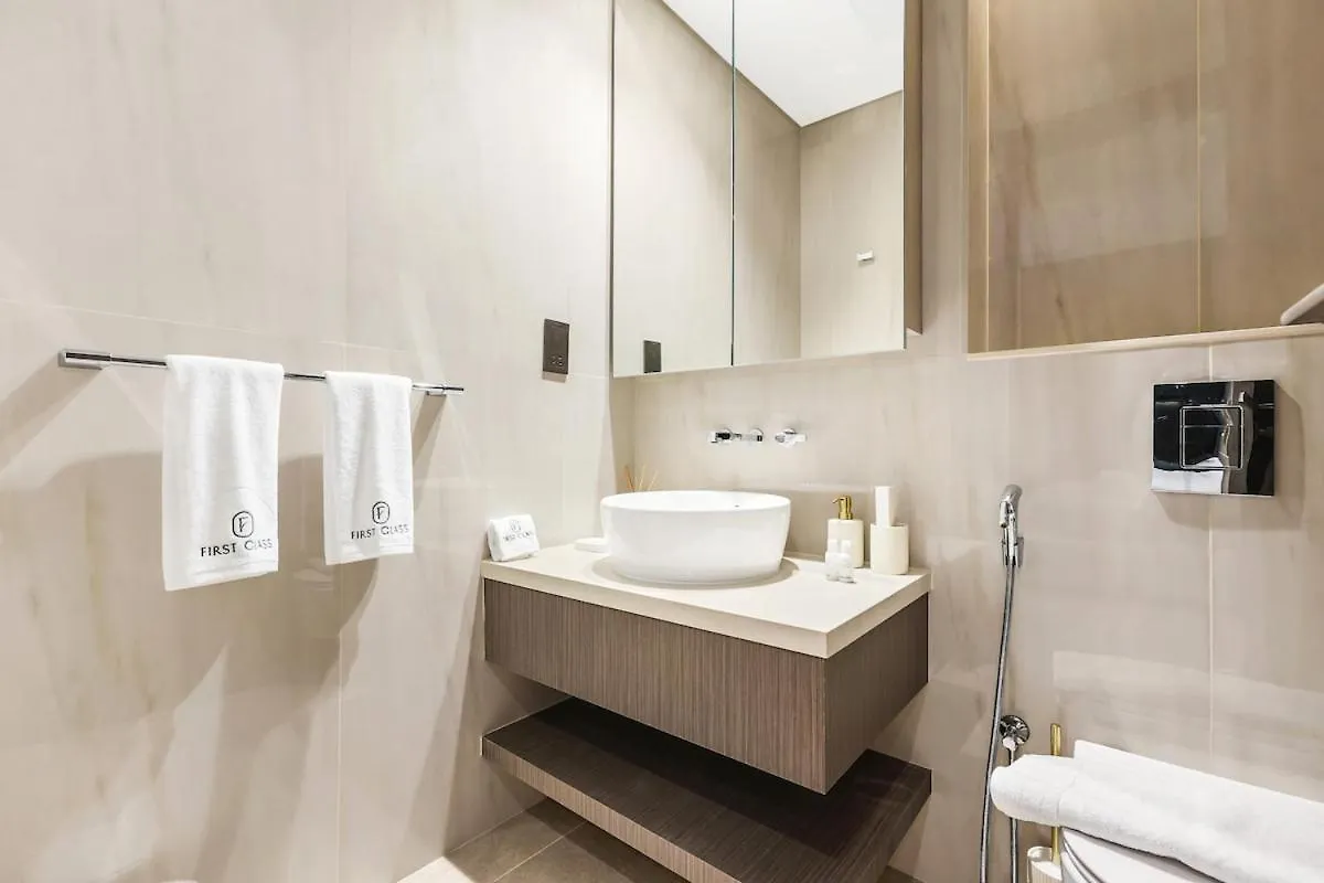 Apartment First Class 1Br Unmatched Burj Khalifa Views Dubai United Arab Emirates